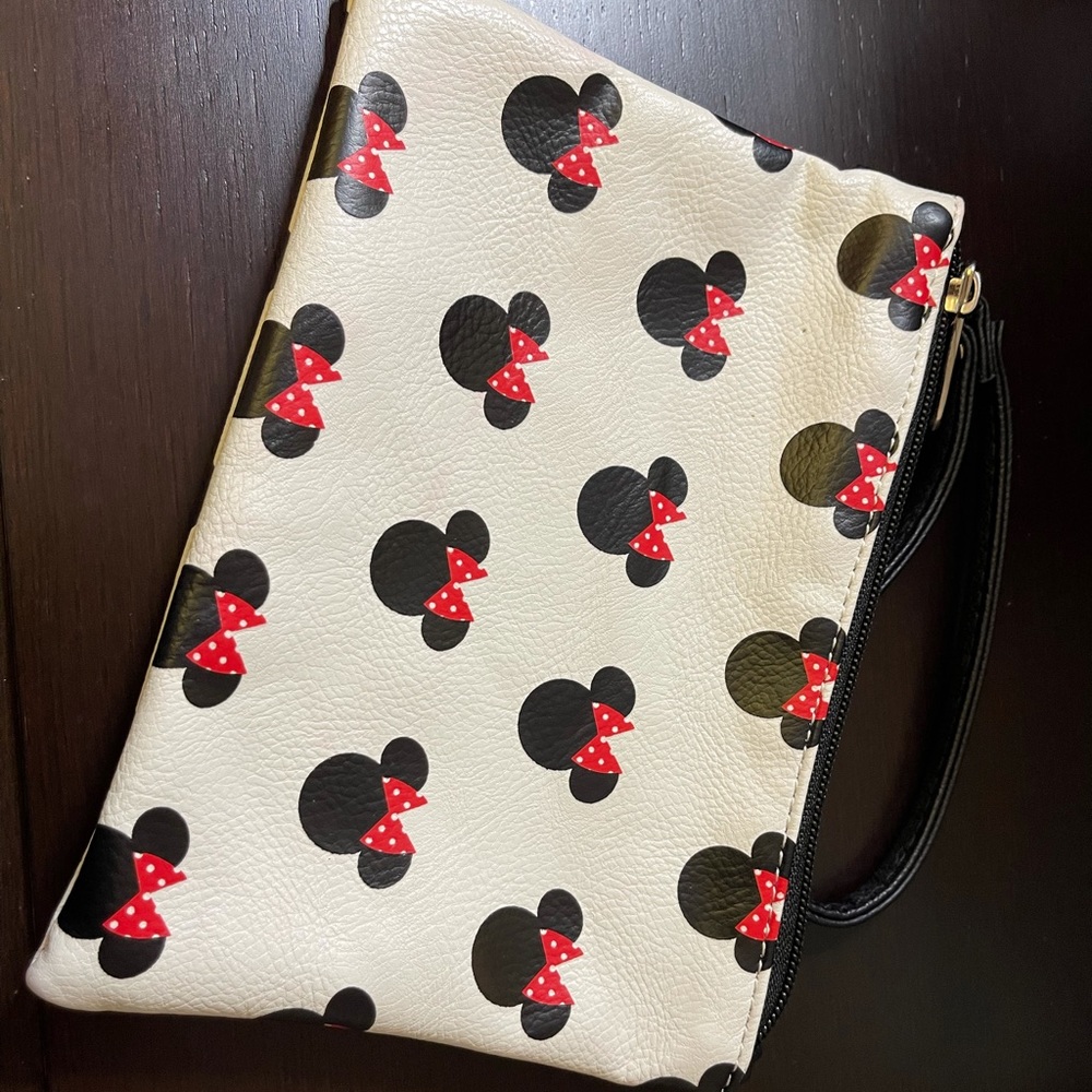 Minnie Wristlet / Pouch